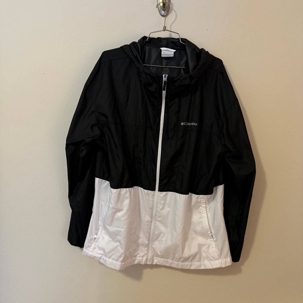 Black & White Columbia Windbreaker